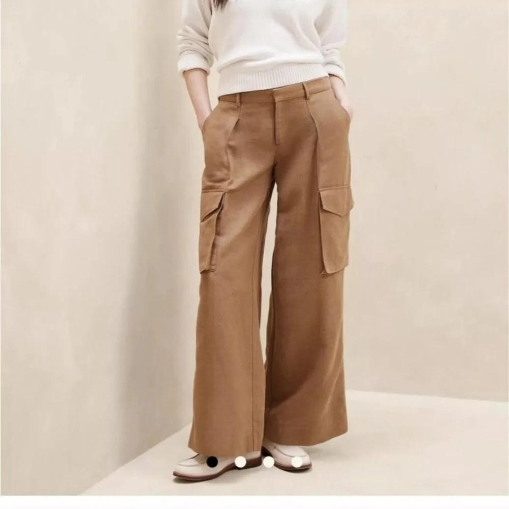 Banana Republic Linen Cotton Blend Wide Leg Cargo Pants